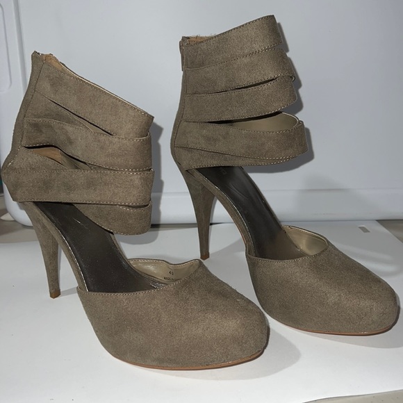 Taupe Heels by SPRING - Picture 1 of 5